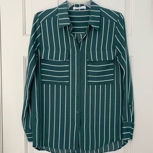 Anthropologie Elodie Button-down Size S